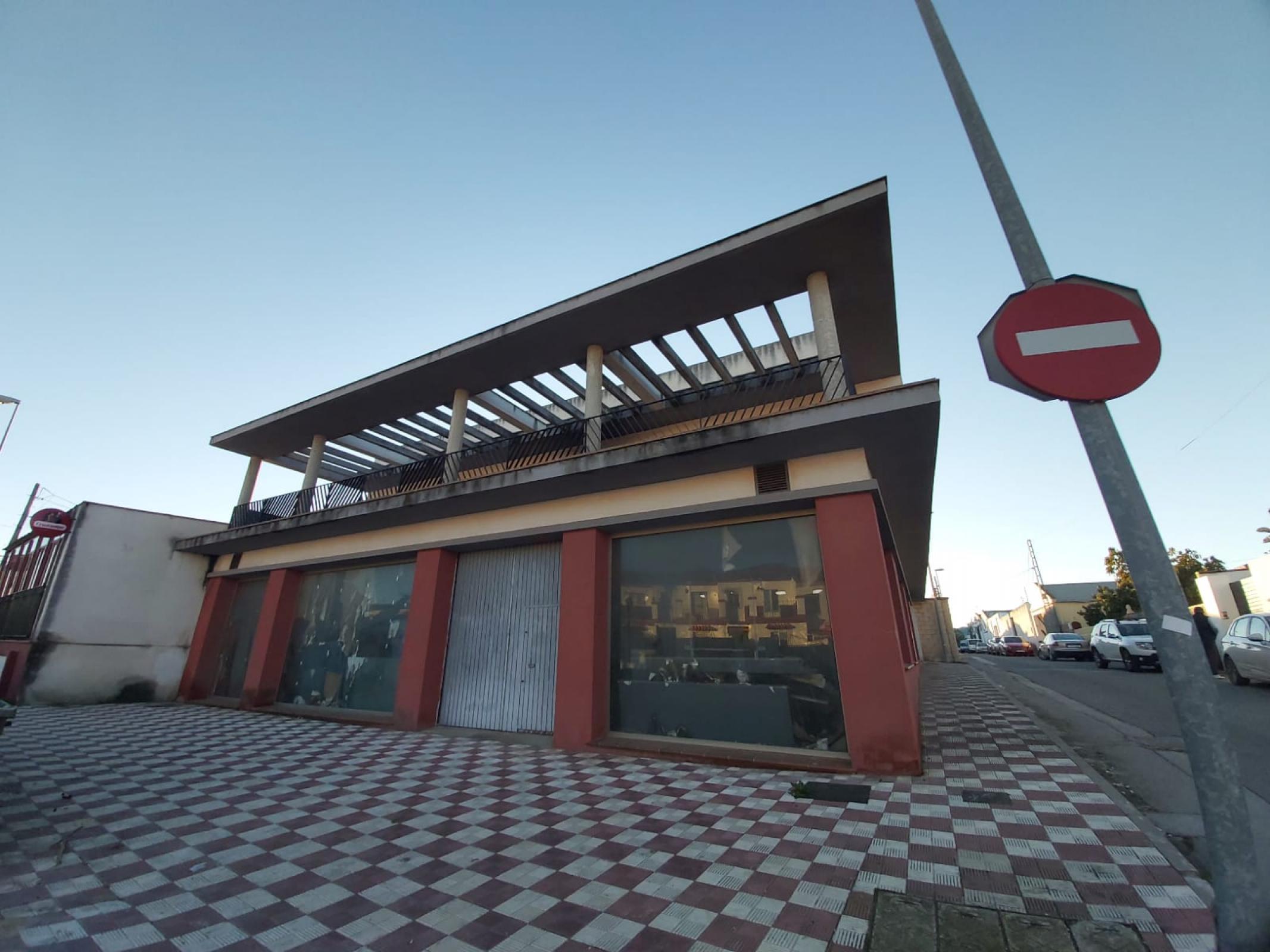 Edificio en venta en CL MURCIA, ESQ. AV DE LA MARINA Nº 34, Sanlúcar de Barrameda, Cádiz Edificio en venta en CL MURCIA, ESQ. AV DE LA MARINA Nº 34, Sanlúcar de Barrameda, Cádiz